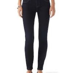 white house black market noir skinny ankle jeans